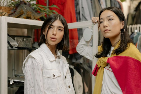 The Complete Guide to Selecting Premium Outdoor Gear for Mountain Hiking in Changing Weather Conditions